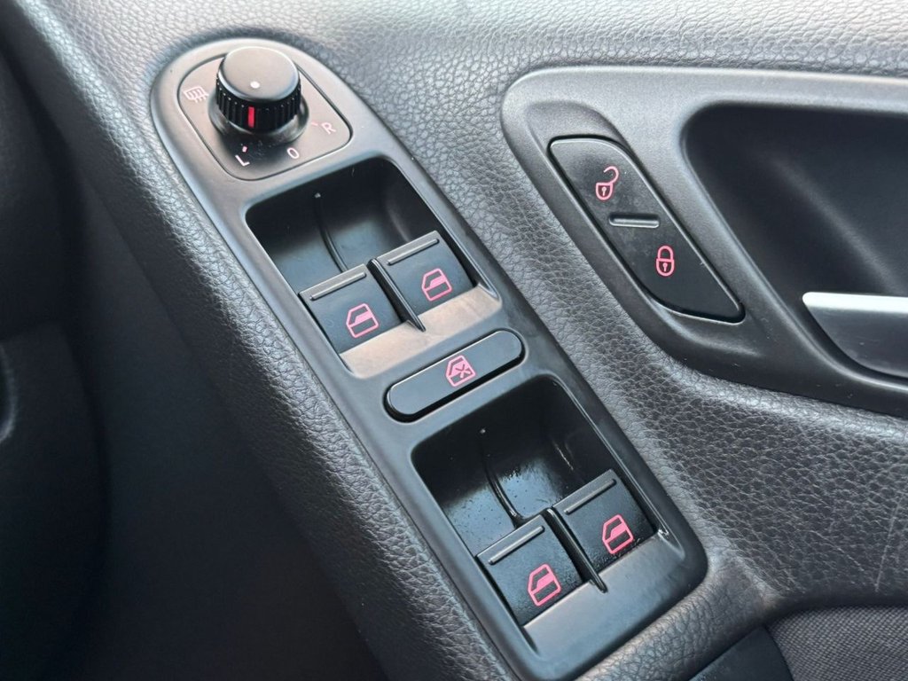 Used Volkswagen Golf 2011 for sale - 76361631: Photo 34