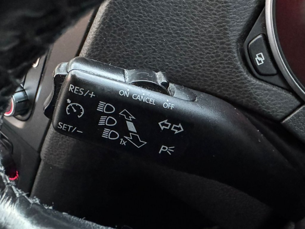 Used Volkswagen Golf 2011 for sale - 76361631: Photo 48