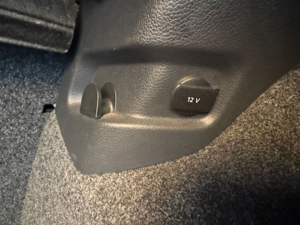 Used Volkswagen Golf 2011 for sale - 76361631: Photo 9