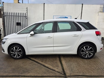 Used Citroen C4 Picasso 2018 for sale - 76962503: Photo
