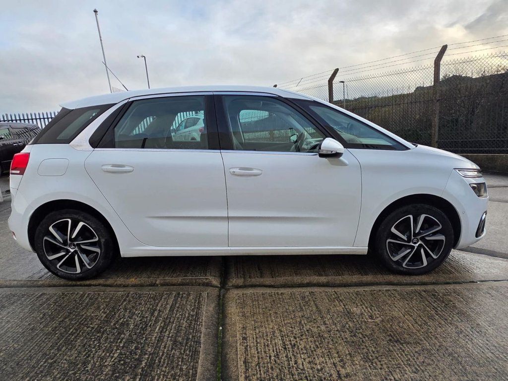 Used Citroen C4 Picasso 2018 for sale - 76962503: Photo 9
