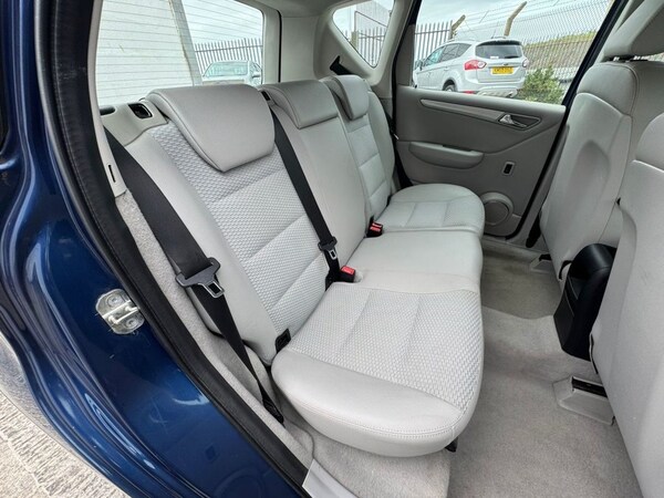 Used Mercedes-Benz A-Class 2012 for sale - 74889684: Photo 16