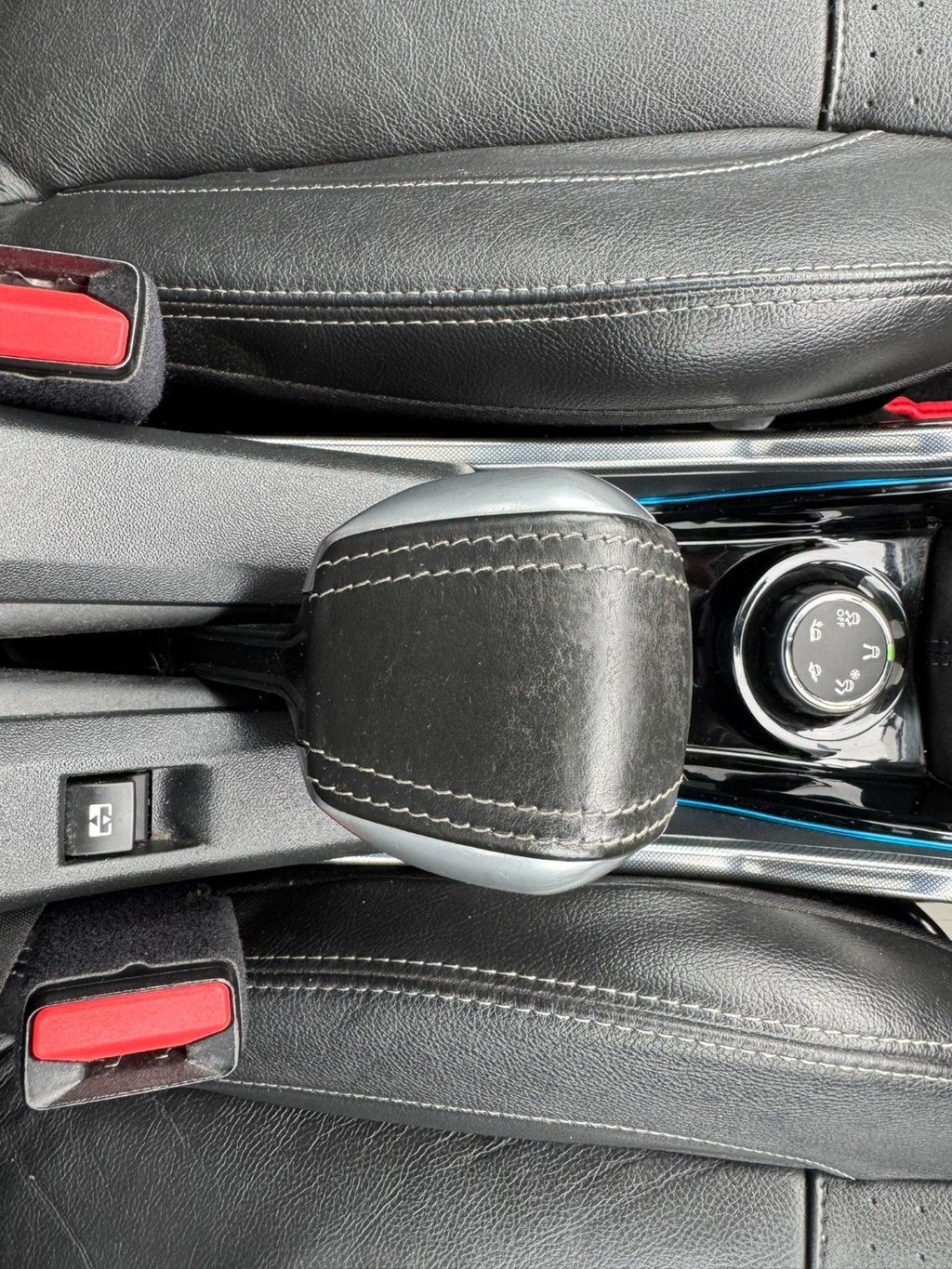 Used Peugeot 2008 2016 for sale - 77525962: Photo 25