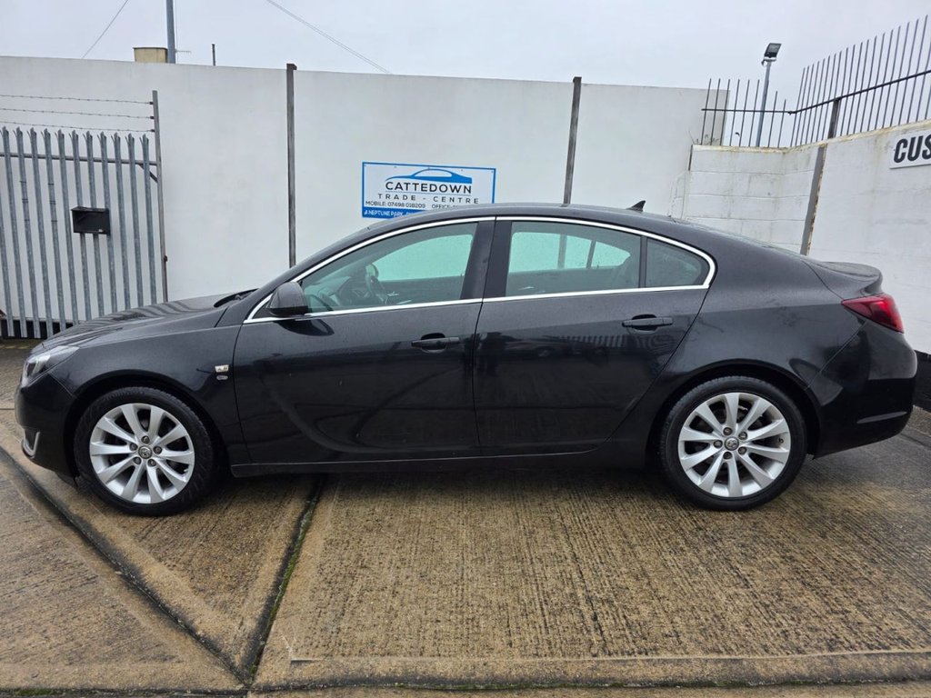 Used Vauxhall Insignia 2014 for sale - 77212433: Photo 2