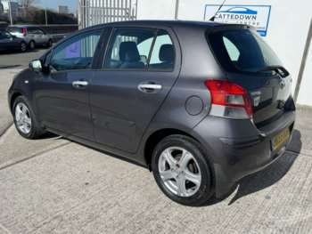Used Toyota Yaris 2010 for sale - 74105361: Photo