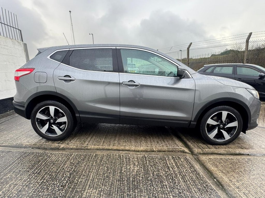 Used Nissan Qashqai 2015 for sale - 77521111: Photo 13