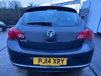 Used Vauxhall Astra 2014 for sale - 77499274: Photo
