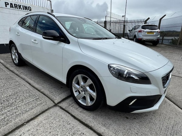 Used Volvo V40 Cross Country 2014 for sale - 75721799: Photo 11
