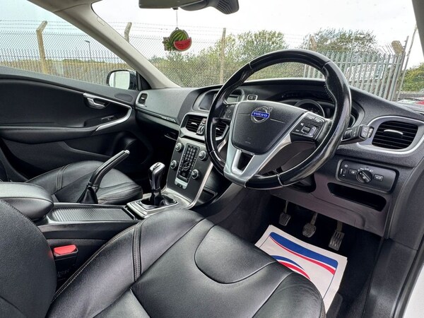 Used Volvo V40 Cross Country 2014 for sale - 75721799: Photo 35