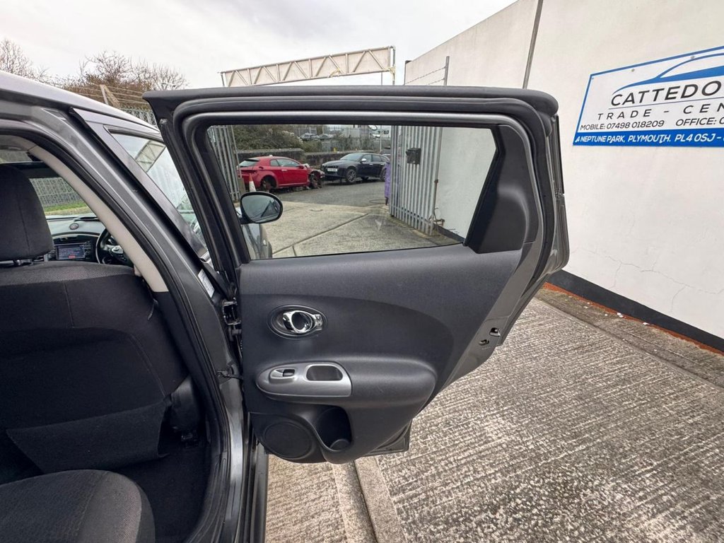Used Nissan Juke 2011 for sale - 77302204: Photo 14