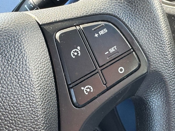 Used Hyundai i10 2014 for sale - 74332529: Photo 24