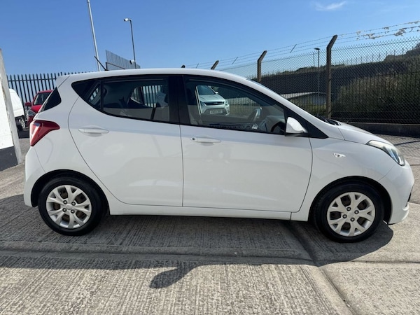 Used Hyundai i10 2014 for sale - 74332529: Photo 9