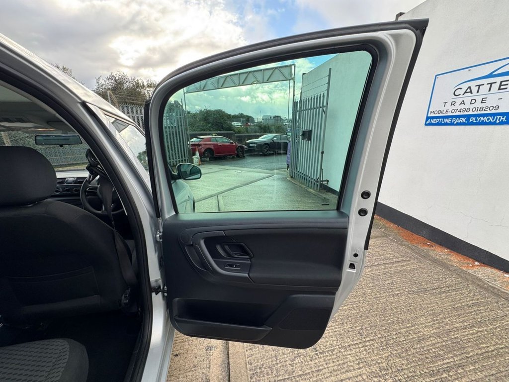 Used Skoda Roomster 2015 for sale - 76323364: Photo 15