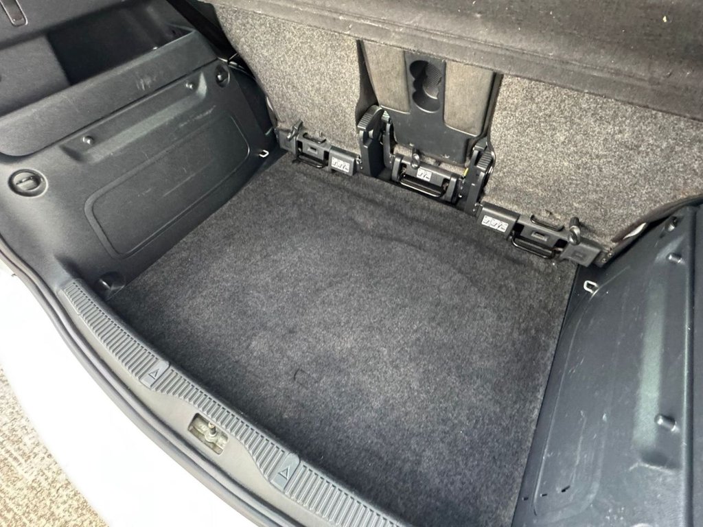Used Skoda Roomster 2015 for sale - 76323364: Photo 7