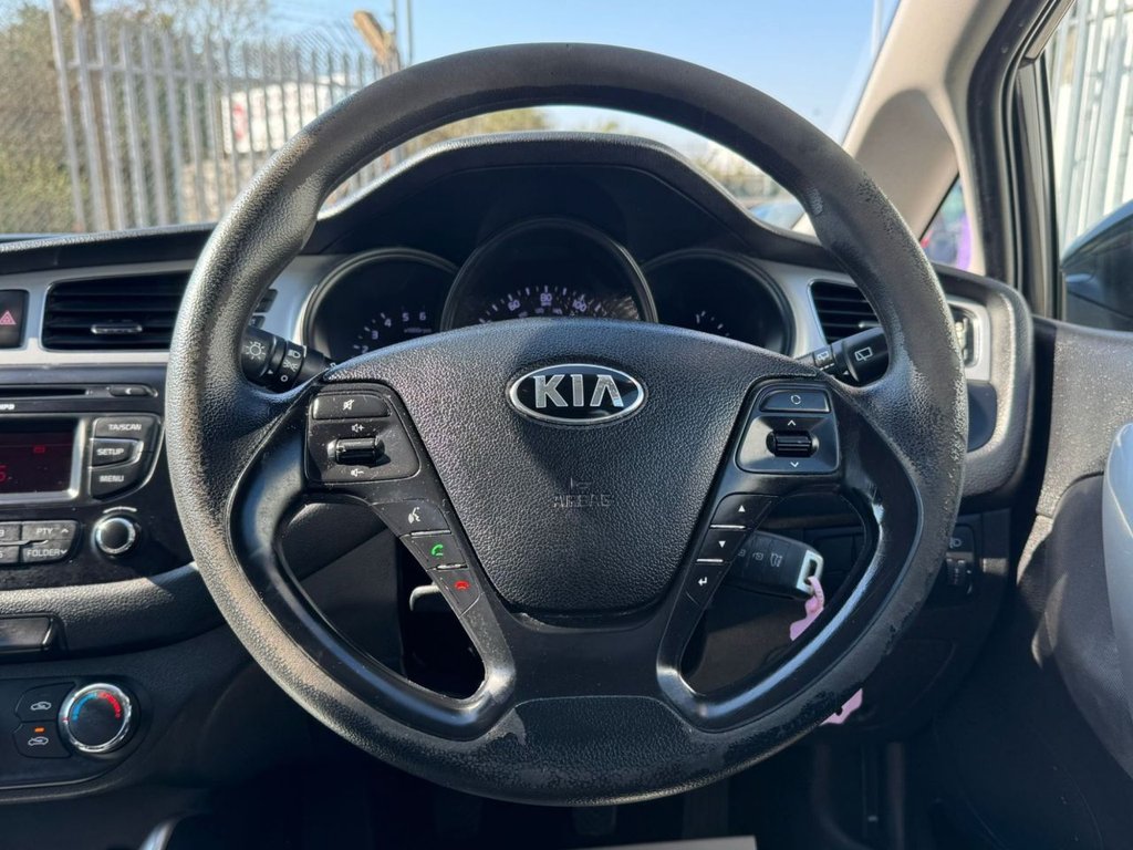 Used Kia Ceed 2014 for sale - 77959673: Photo 34