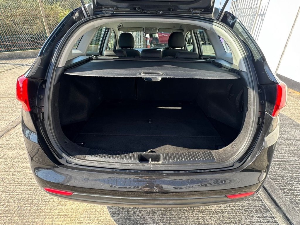 Used Kia Ceed 2014 for sale - 77959673: Photo 6