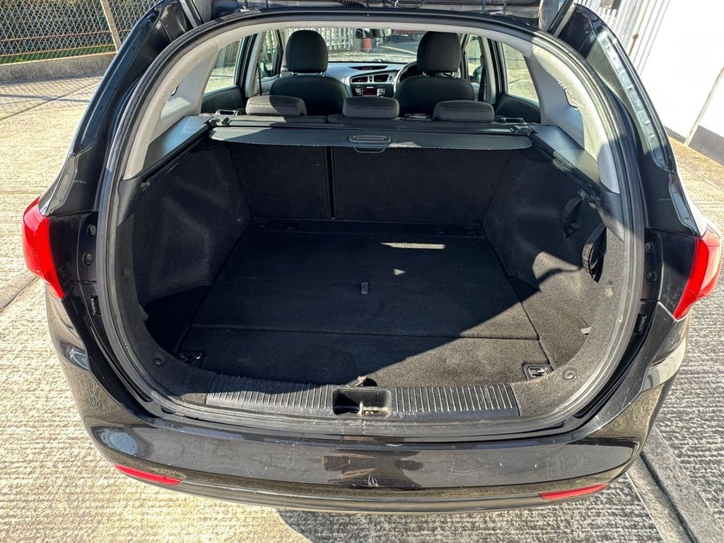 Used Kia Ceed 2014 for sale - 77959673: Photo 7