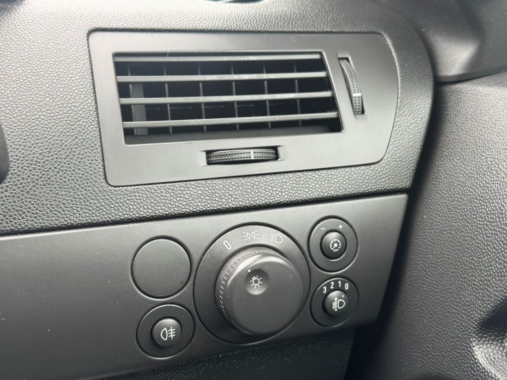 Used Vauxhall Astra 2008 for sale - 78134273: Photo 24