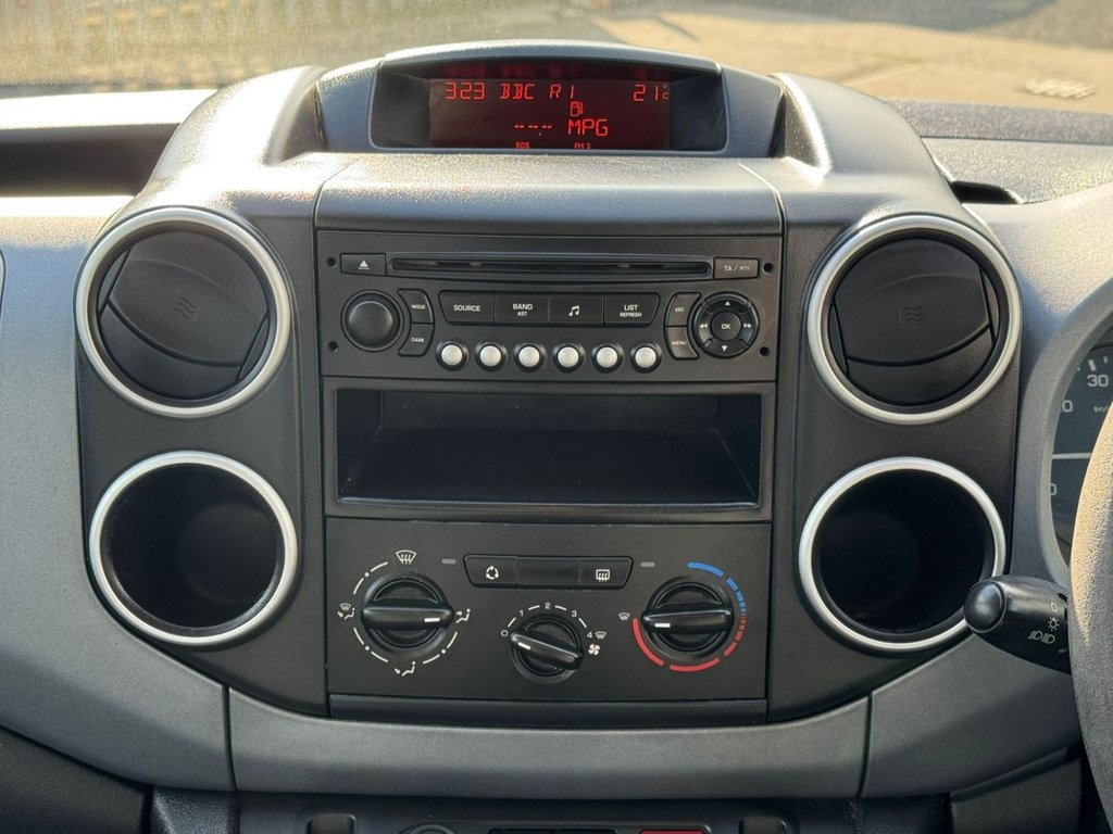 Used Citroen Berlingo 2010 for sale - 76086373: Photo 19