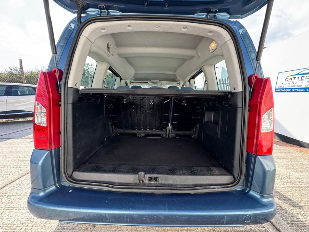 Used Citroen Berlingo 2010 for sale - 76086373: Photo 4