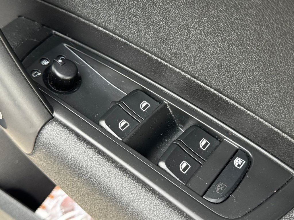 Used Audi A1 2013 for sale - 76223617: Photo 32