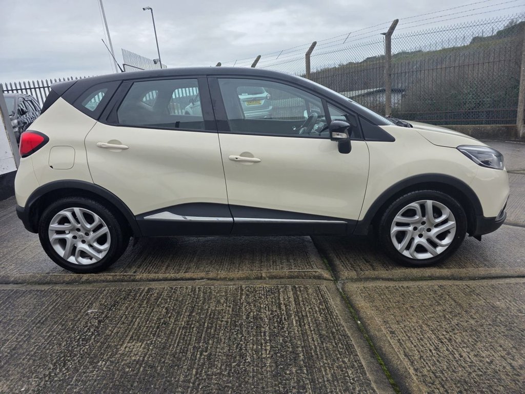 Used Renault Captur 2015 for sale - 77227422: Photo 10