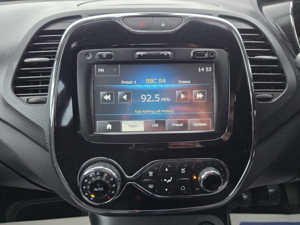 Used Renault Captur 2015 for sale - 77227422: Photo 22