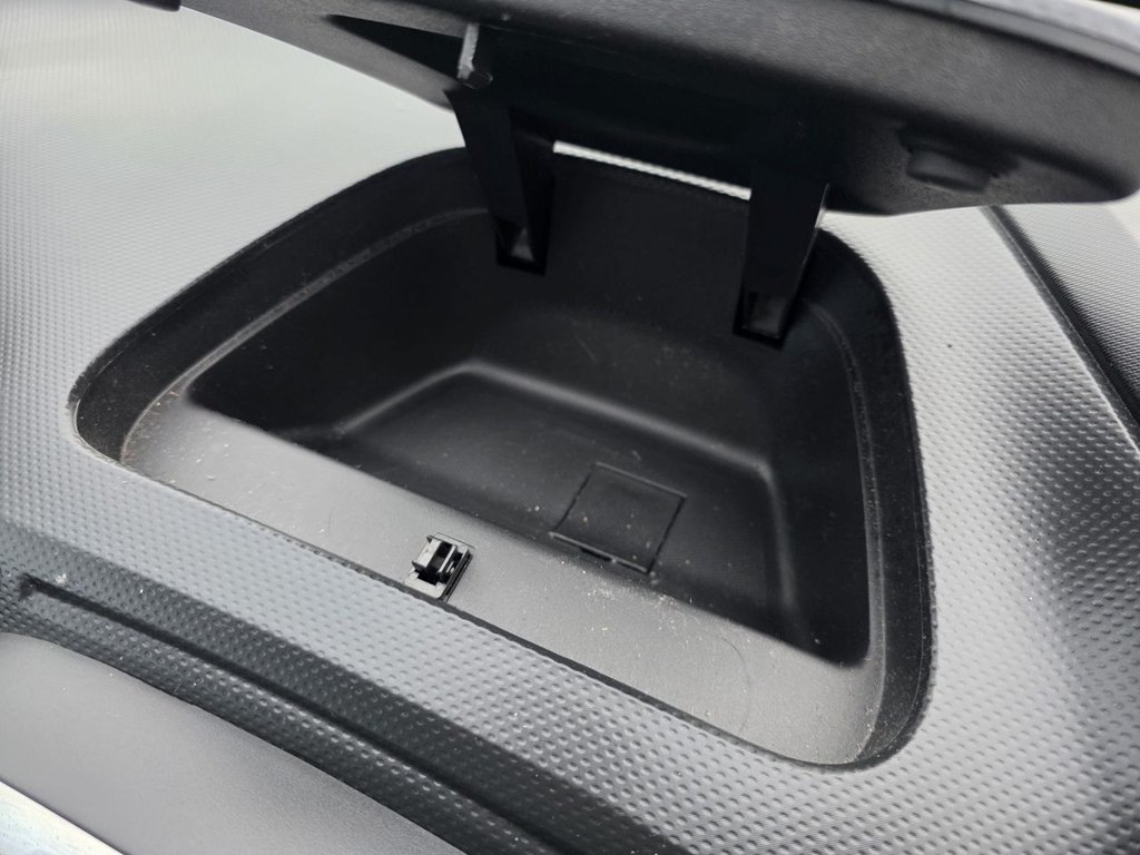 Used Renault Captur 2015 for sale - 77227422: Photo 28