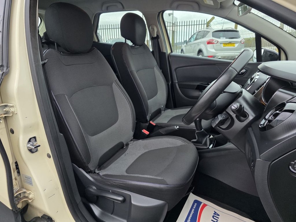 Used Renault Captur 2015 for sale - 77227422: Photo 36