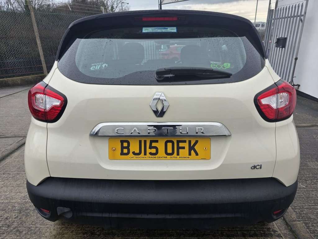 Used Renault Captur 2015 for sale - 77227422: Photo 5