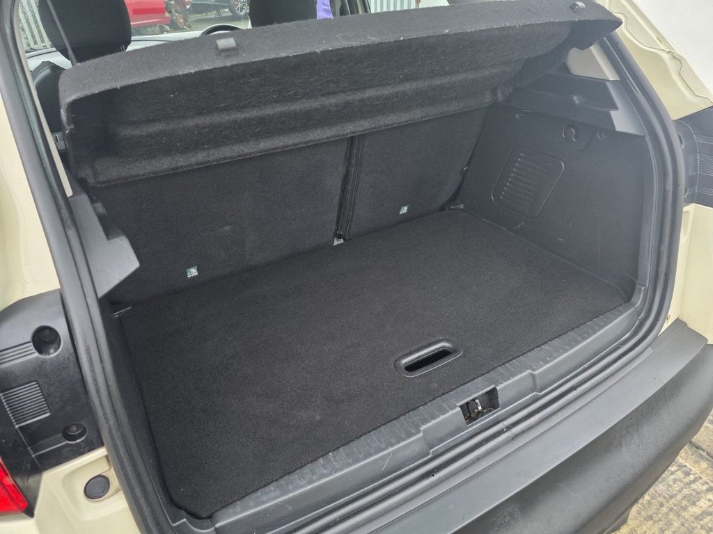 Used Renault Captur 2015 for sale - 77227422: Photo 7