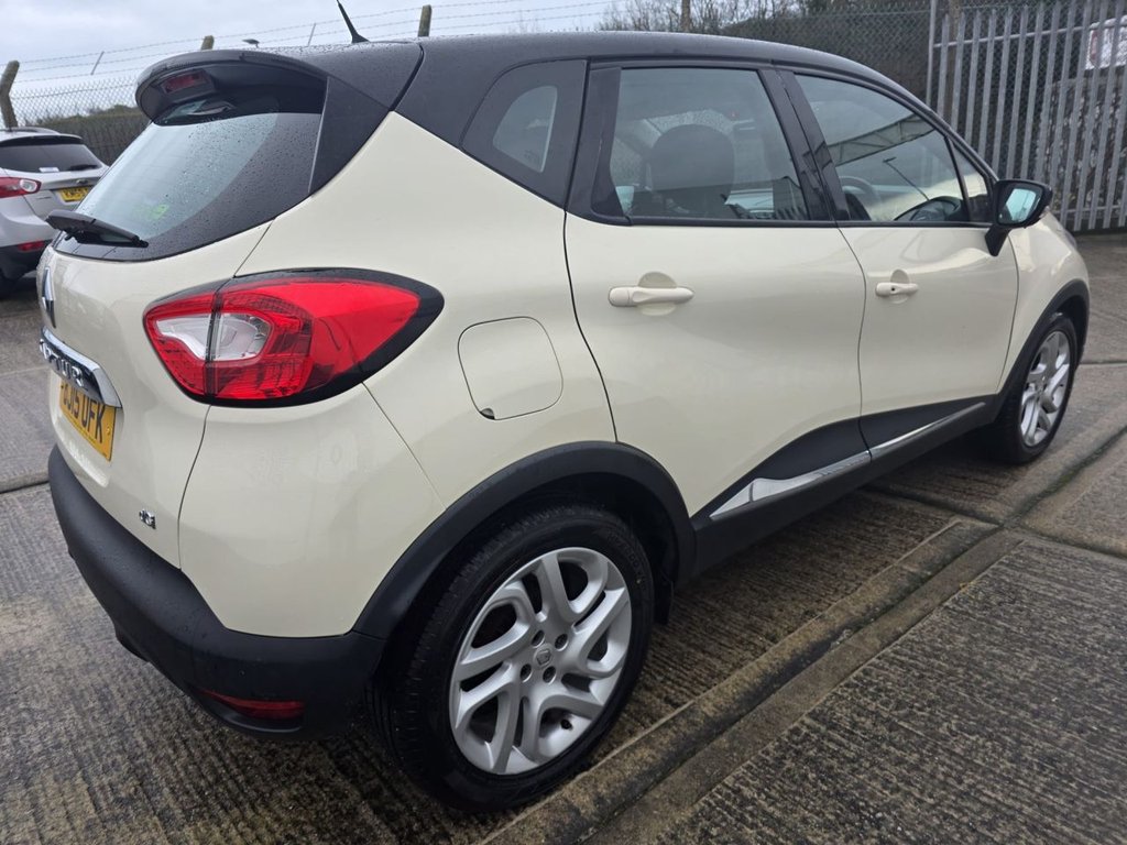 Used Renault Captur 2015 for sale - 77227422: Photo 9