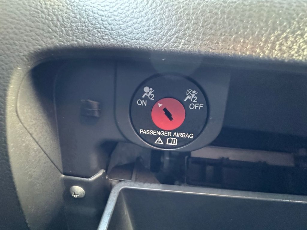 Used Suzuki Swift 2013 for sale - 76927580: Photo 34