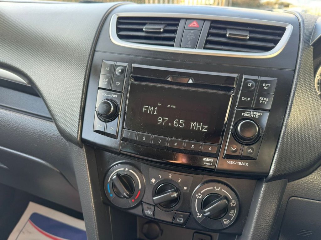 Used Suzuki Swift 2013 for sale - 76927580: Photo 35