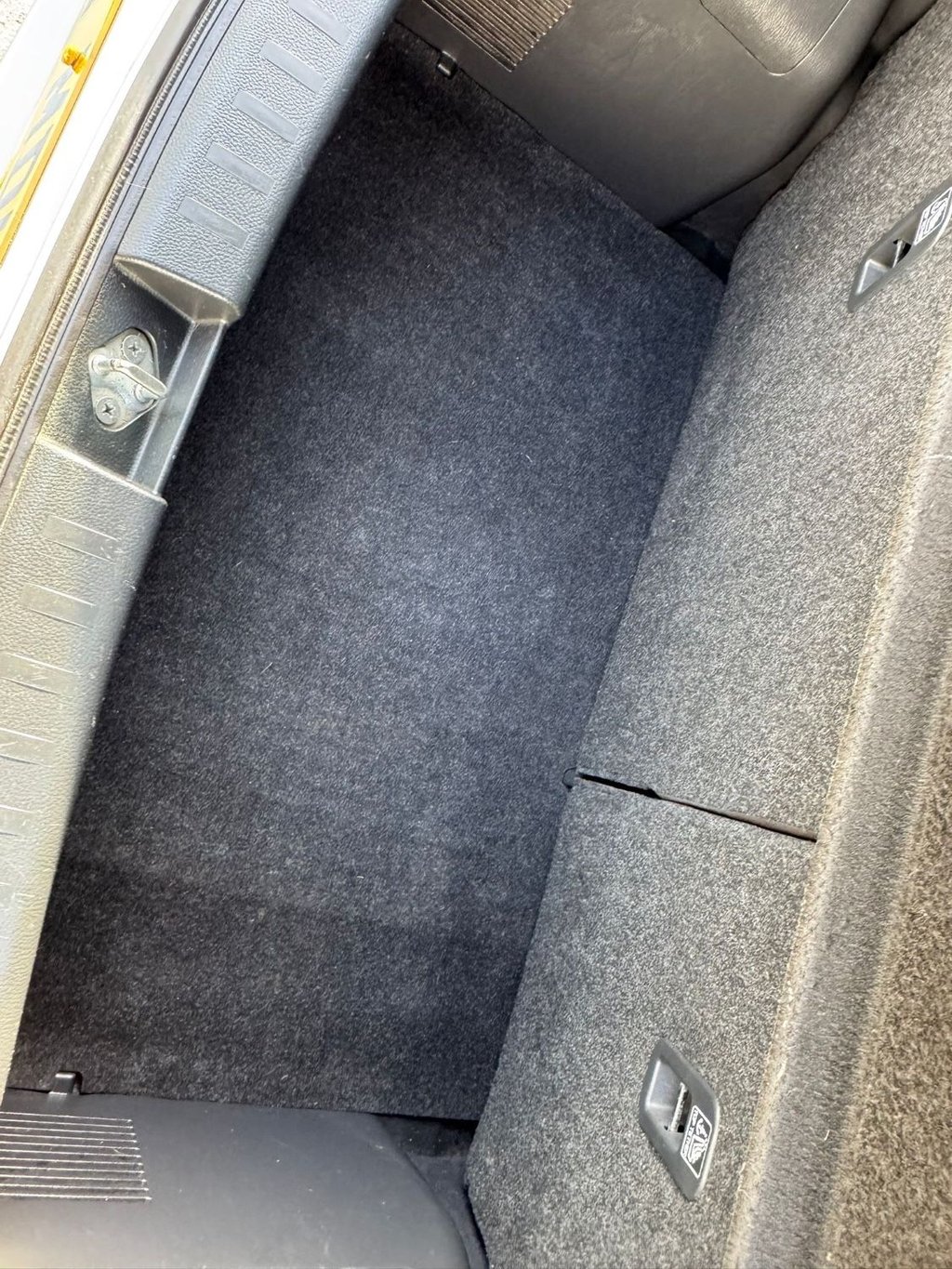 Used Suzuki Swift 2013 for sale - 76927580: Photo 7