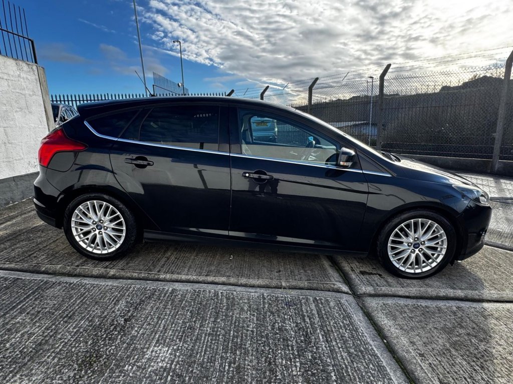 Used Ford Focus 2014 for sale - 77256056: Photo 10