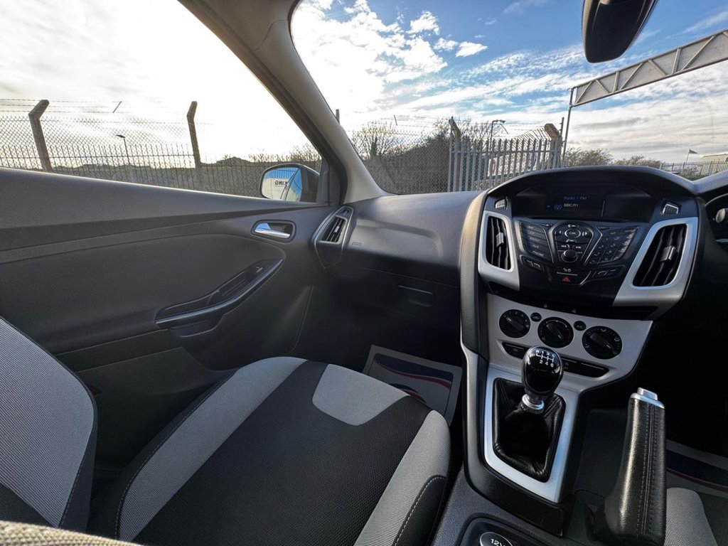 Used Ford Focus 2014 for sale - 77256056: Photo 19