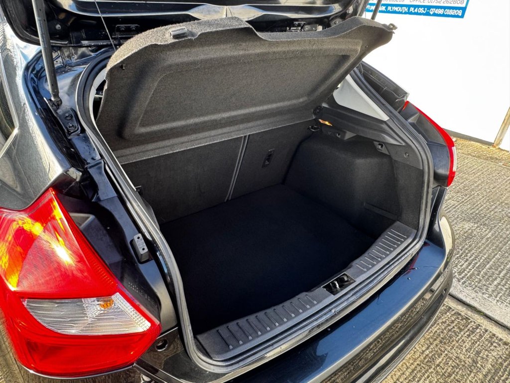 Used Ford Focus 2014 for sale - 77256056: Photo 7