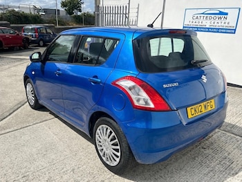 Used Suzuki Swift 2012 for sale - 79578830: Photo
