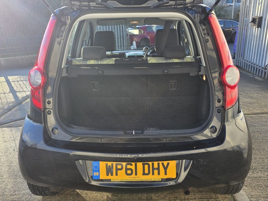 Used Vauxhall Agila 2012 for sale - 76820950: Photo 6