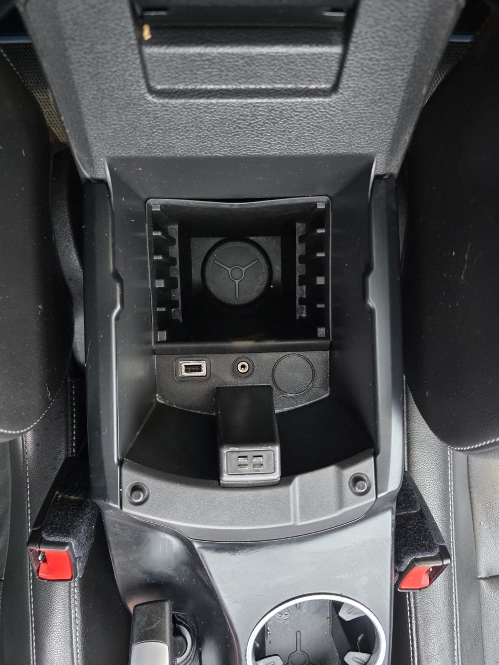 Used Ford Kuga 2014 for sale - 76482111: Photo 41