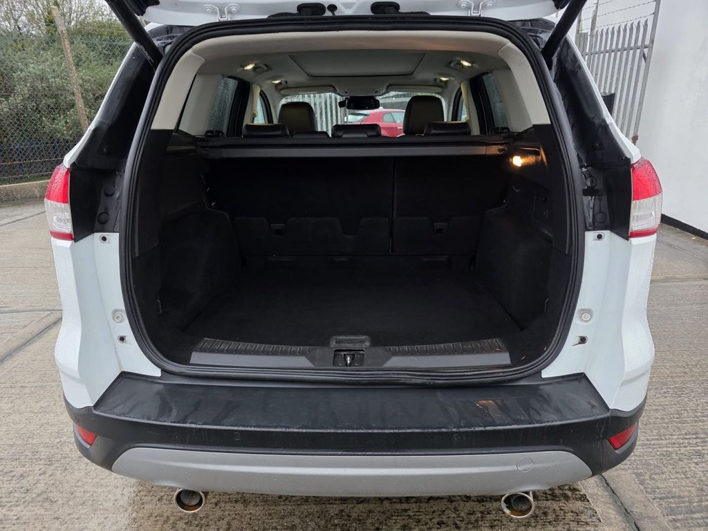 Used Ford Kuga 2014 for sale - 76482111: Photo 6