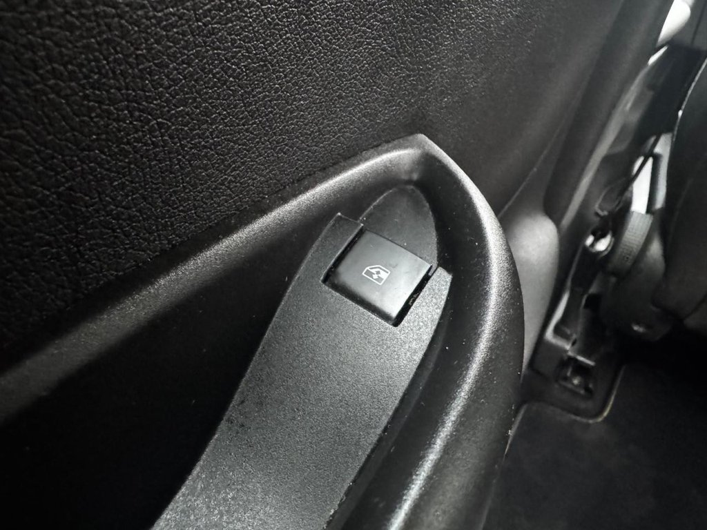 Used Vauxhall Astra 2016 for sale - 77263297: Photo 30