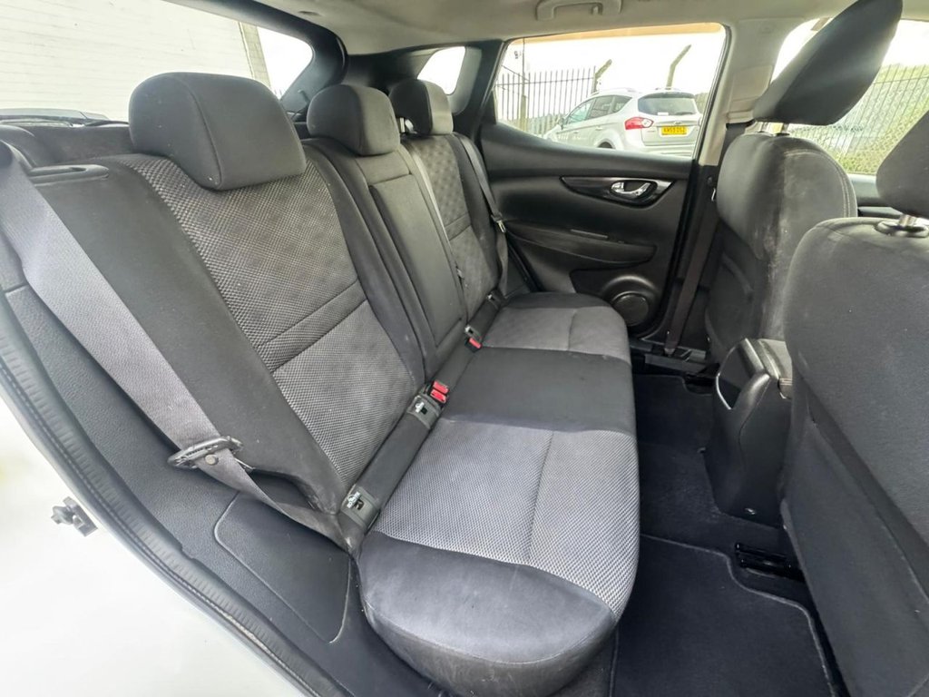 Used Nissan Qashqai 2015 for sale - 76617557: Photo 17