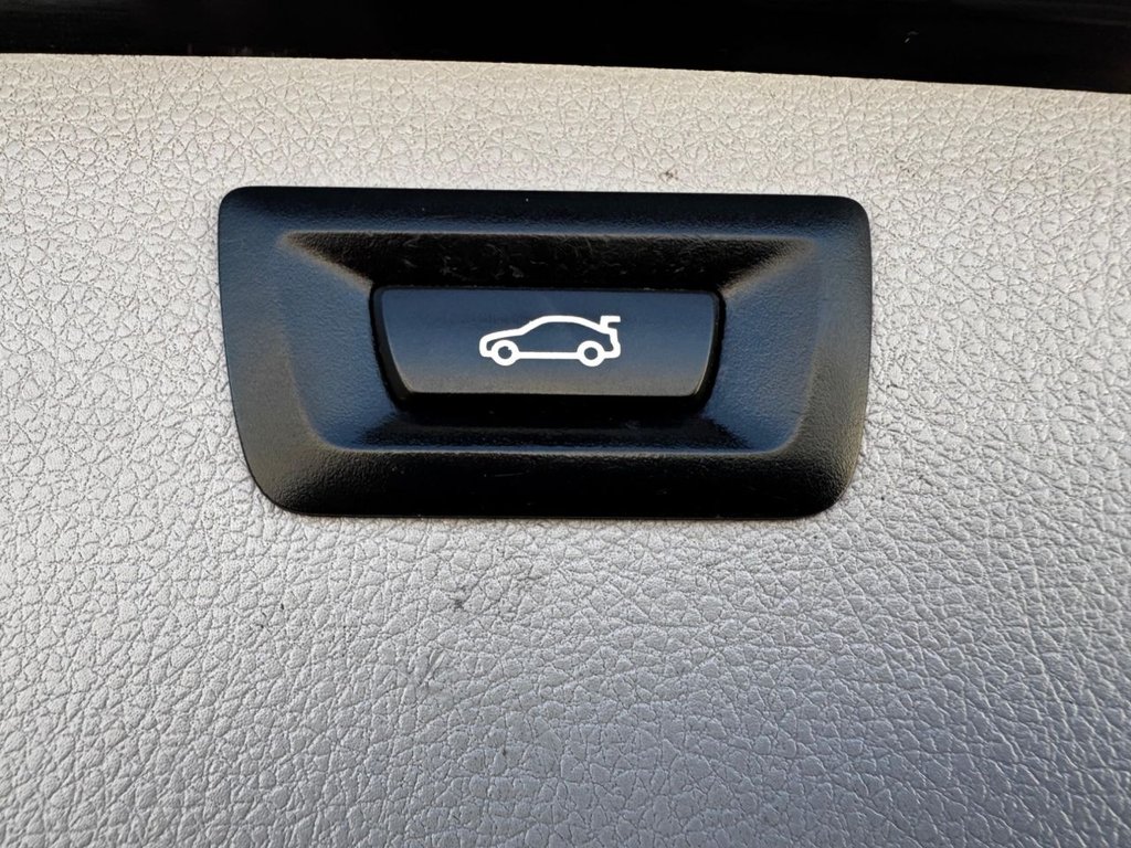 Used BMW 3 Series 2013 for sale - 76510258: Photo 12