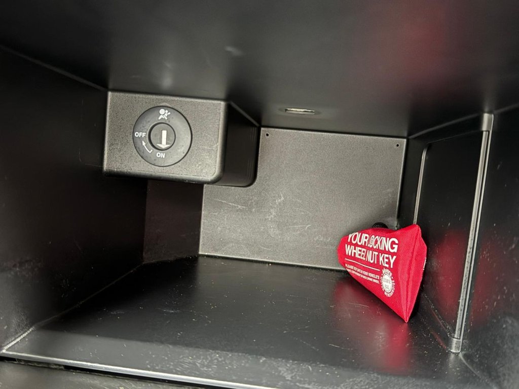 Used Nissan Juke 2013 for sale - 77276044: Photo 37