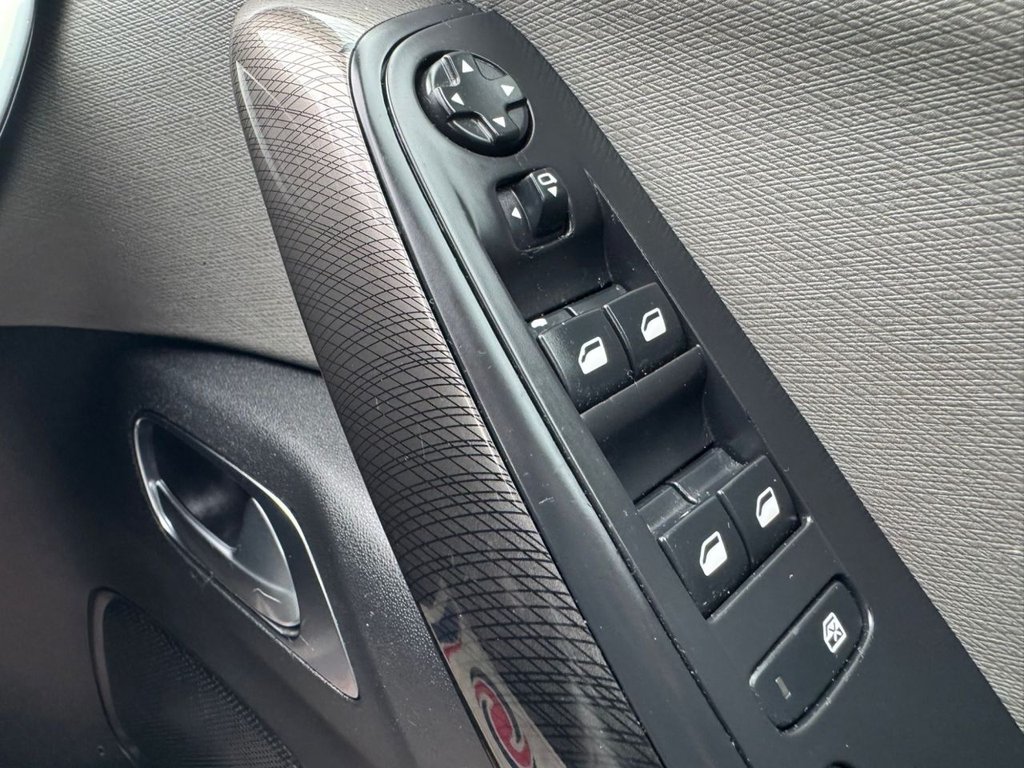 Used Citroen C4 Picasso 2013 for sale - 77384249: Photo 40