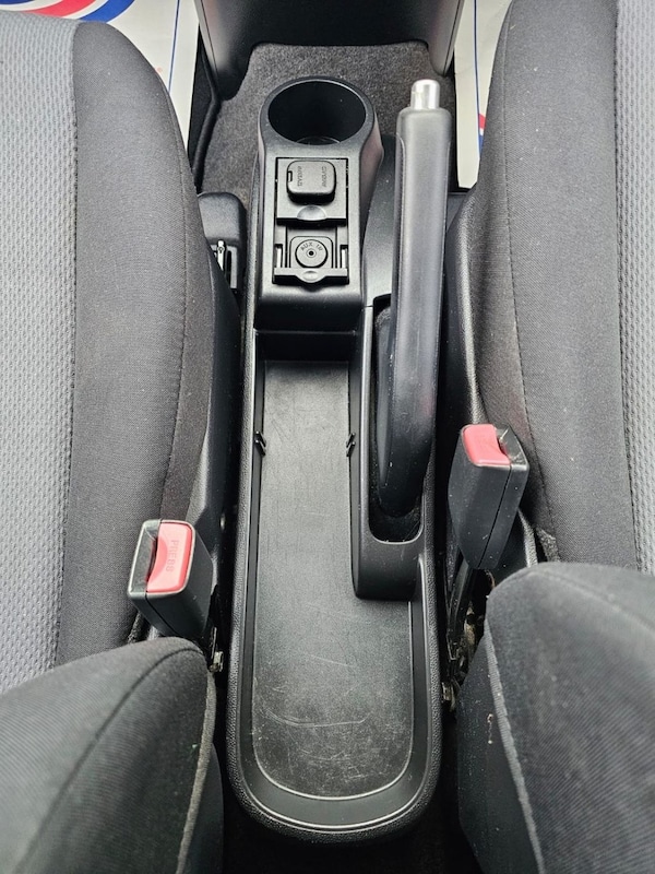 Used Mazda Mazda2 2010 for sale - 74065206: Photo 23