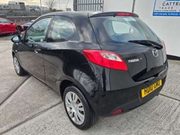 Used Mazda Mazda2 2010 for sale - 74065206: Photo