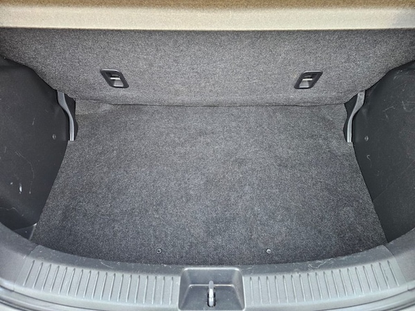 Used Mazda Mazda2 2010 for sale - 74065206: Photo 7